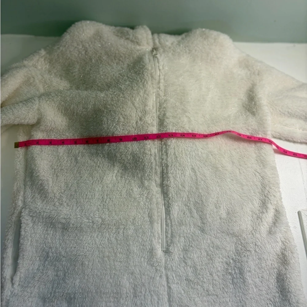 NWT Colsie Adult Fuzzy White Romper Jacket size M